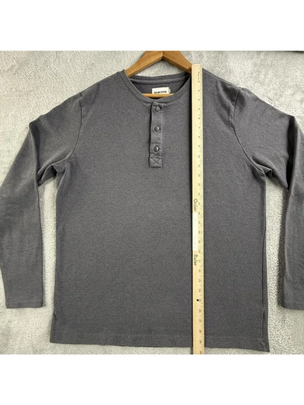 Taylor Stitch Shirt Mens 44 Gray Long Sleeve Henley Upcycled Cotton RPET Tee
